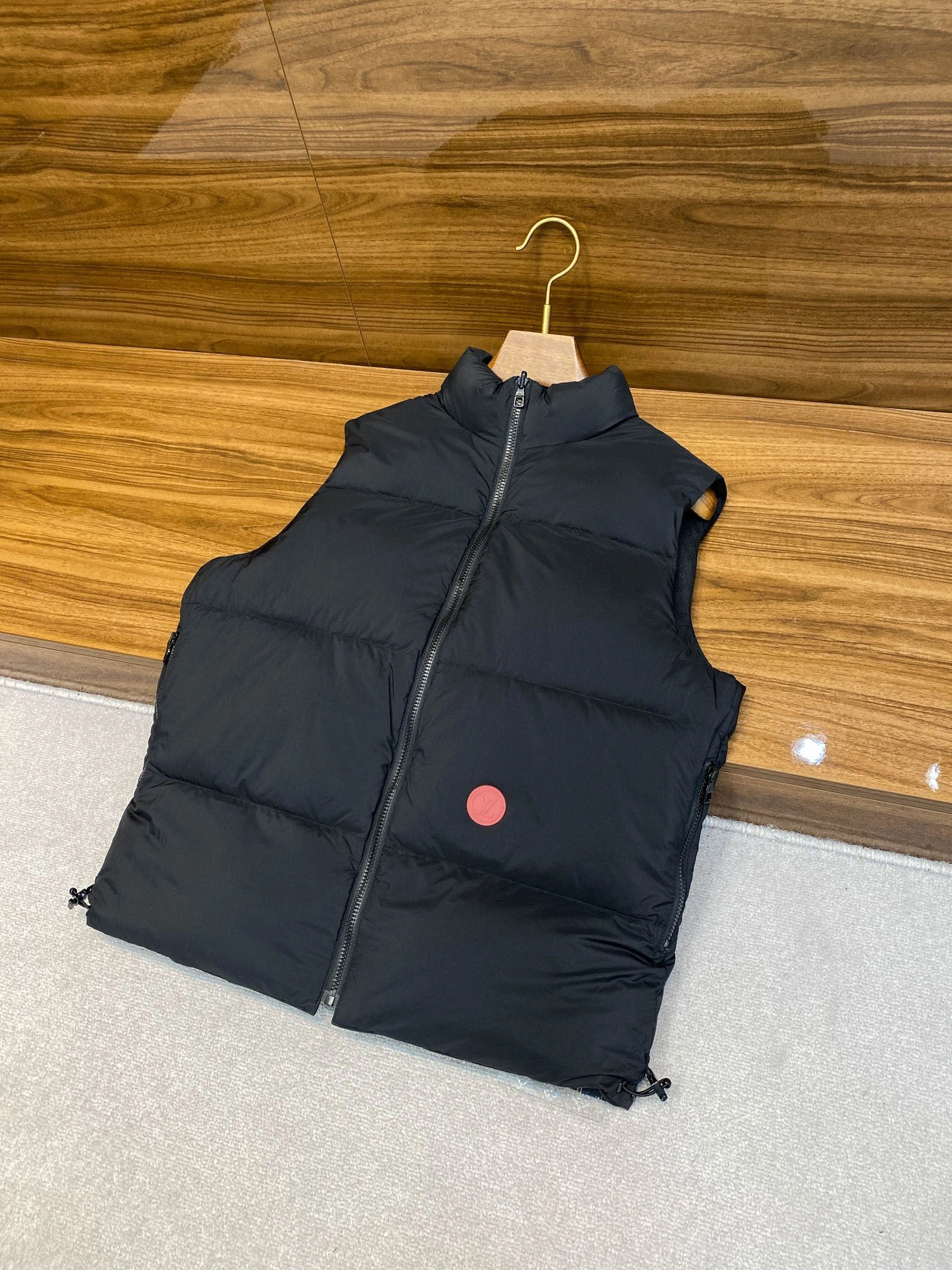 Reliable Louis Vuitton Down Jackets 139423
