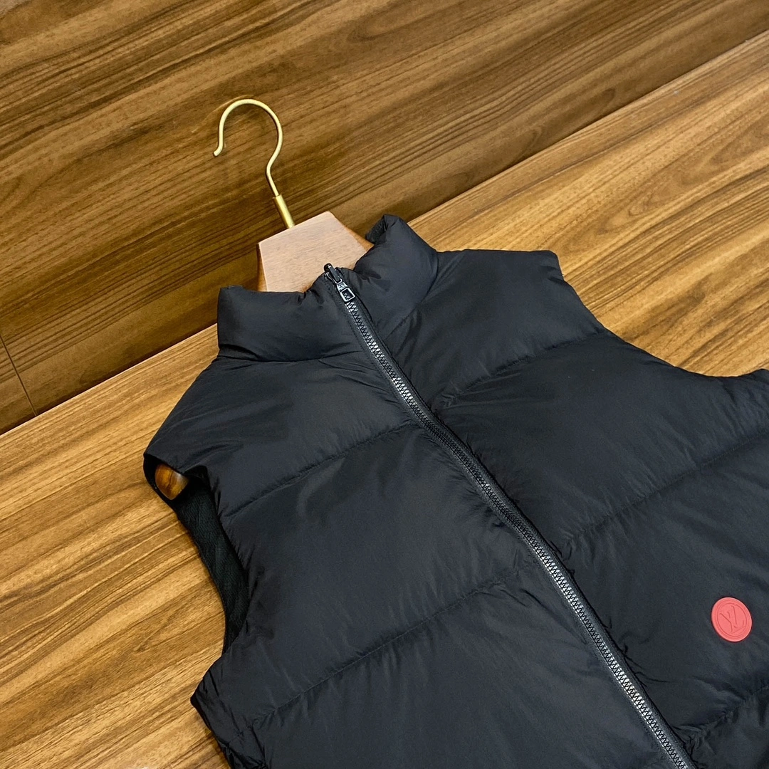 Reliable Louis Vuitton Down Jackets 139423