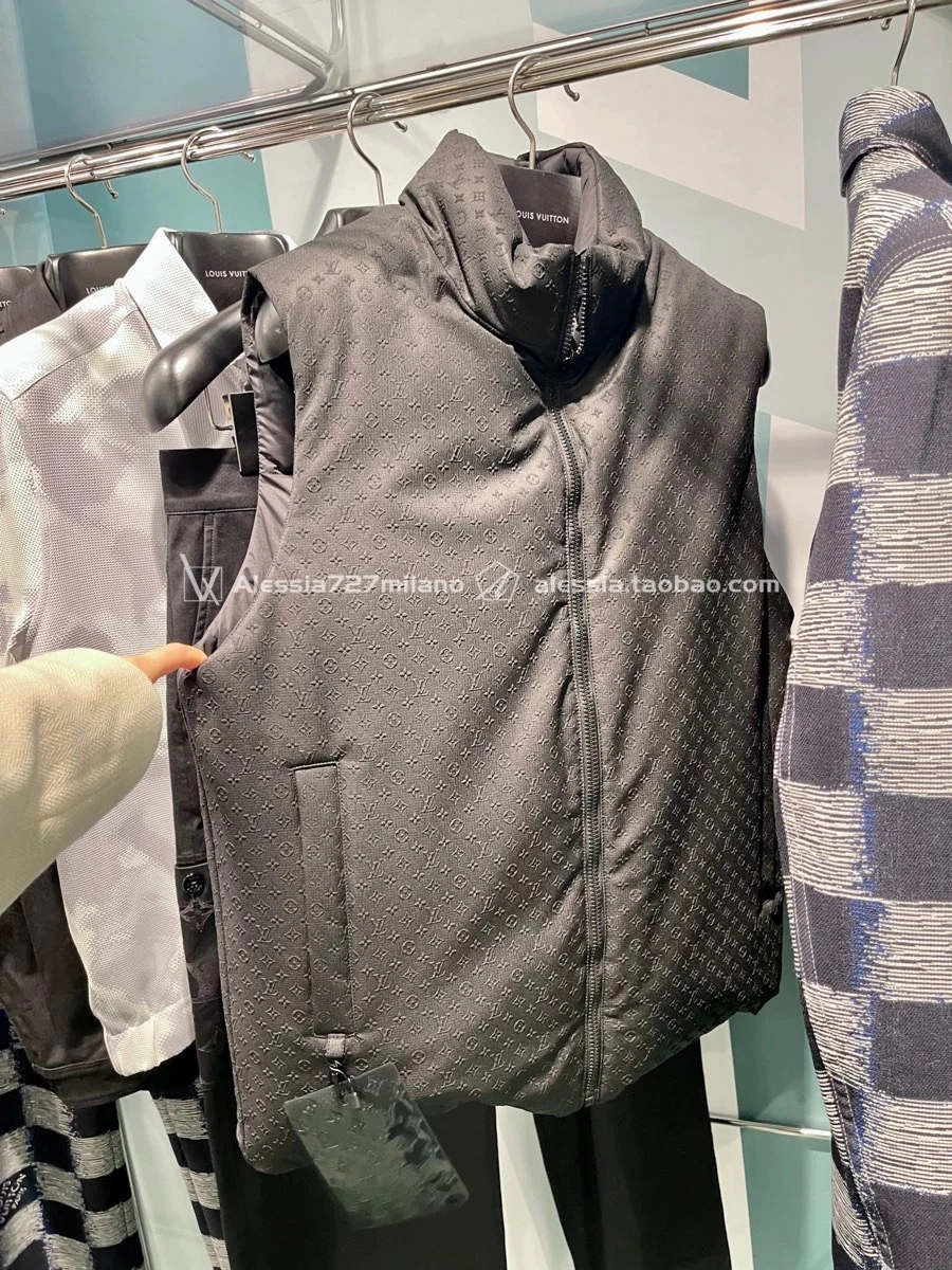 Louis Vuitton Down Jackets WrinkleFree 139417