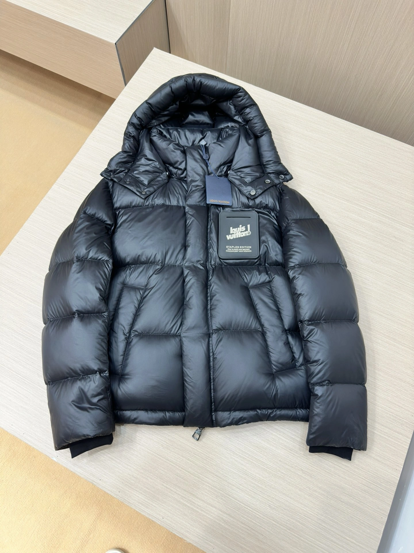 Functional Louis Vuitton Down Jackets 139427
