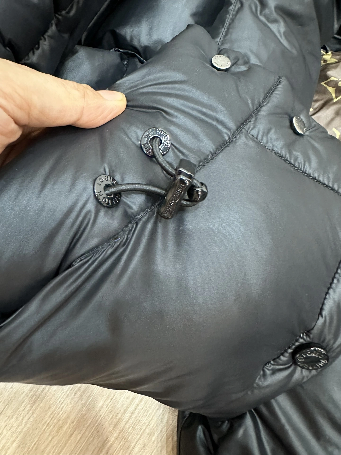 Functional Louis Vuitton Down Jackets 139427