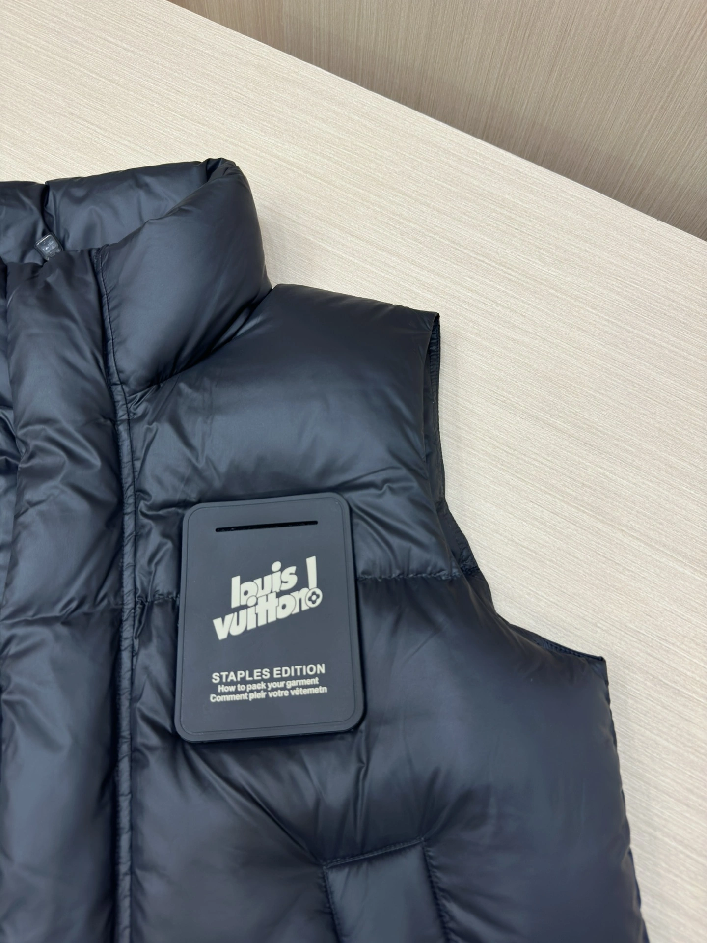 Stretchable Louis Vuitton Down Jackets 139430