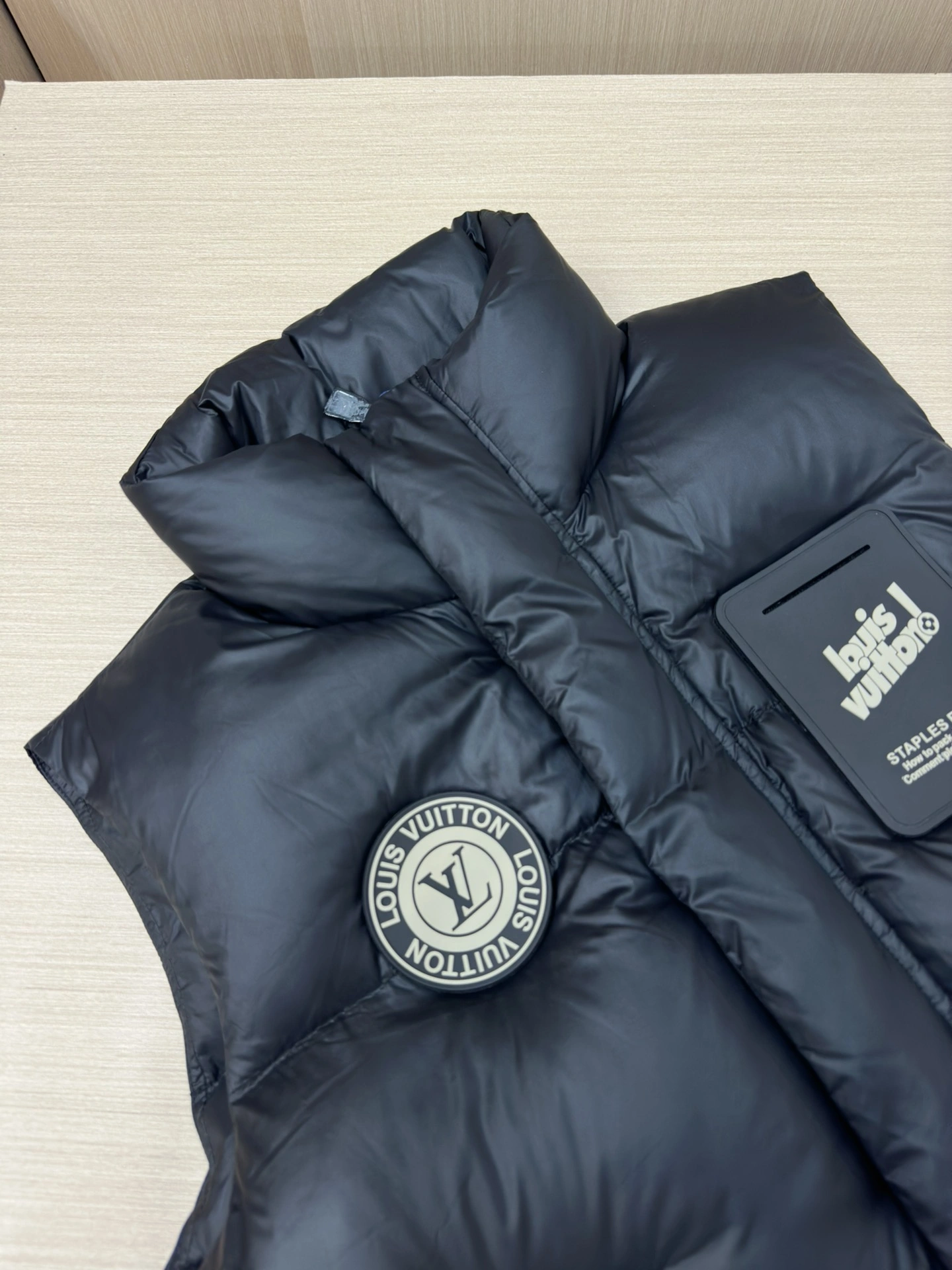 Stretchable Louis Vuitton Down Jackets 139430