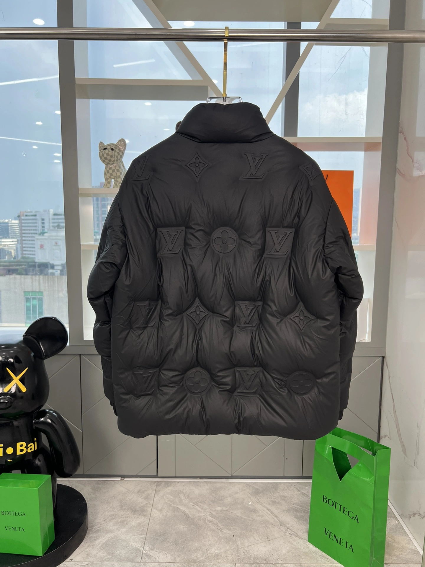 Affordable Louis Vuitton Down Jackets 139432