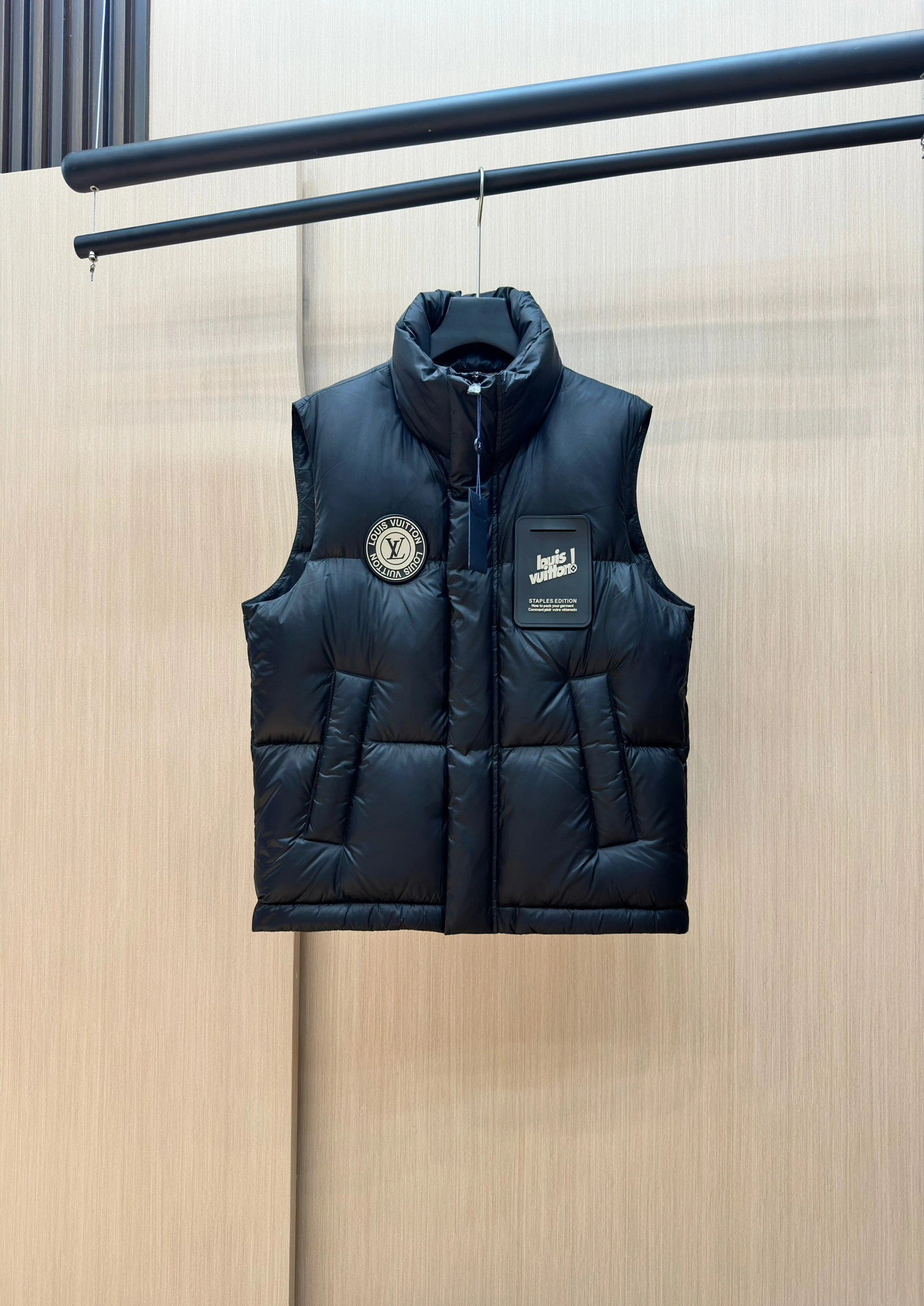 SunProtective Louis Vuitton Down Jackets 139421