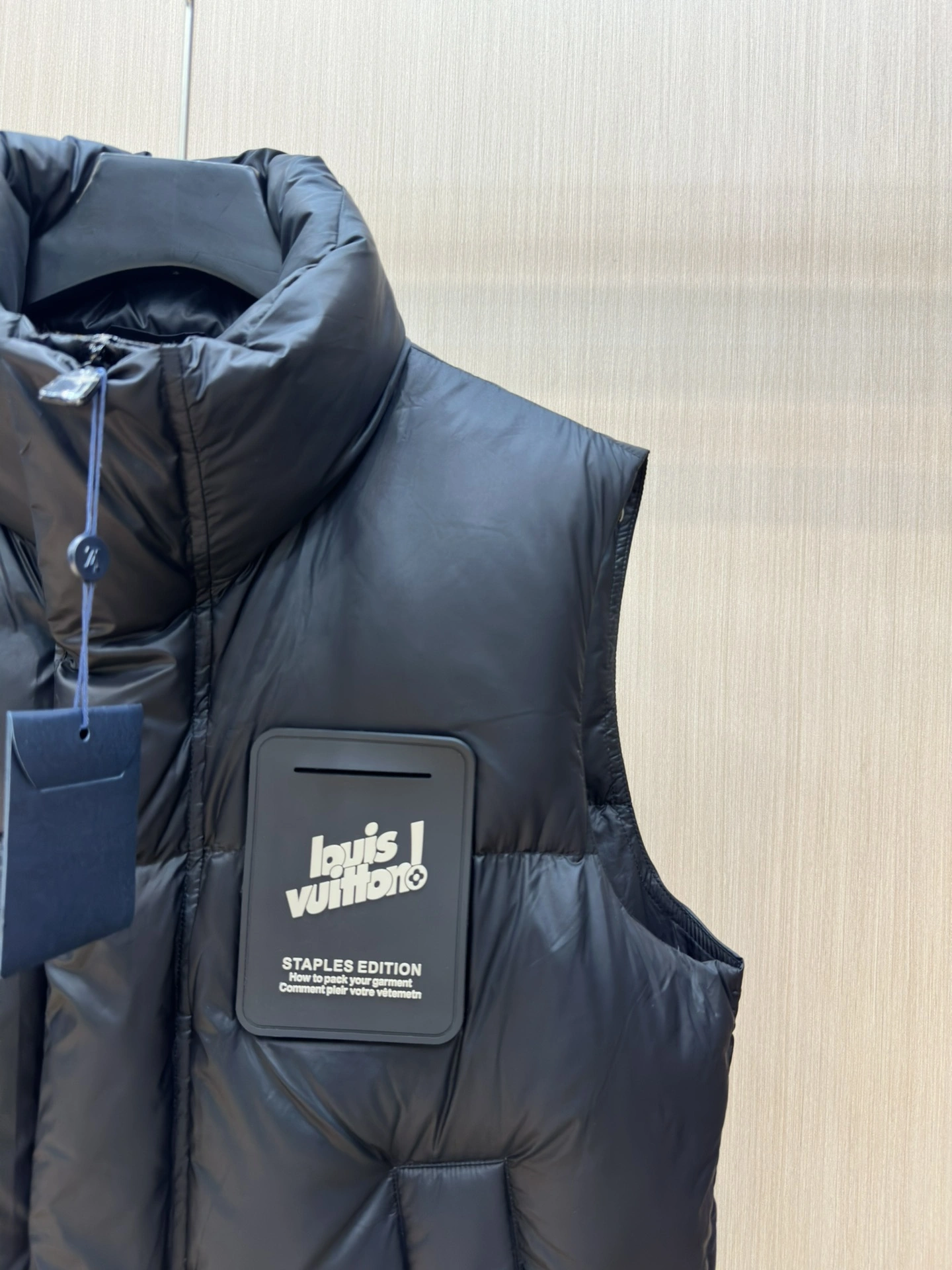SunProtective Louis Vuitton Down Jackets 139421
