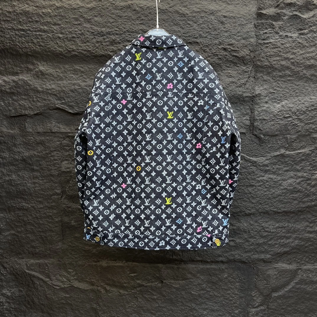 WellDesigned Louis Vuitton Down Jackets 139435