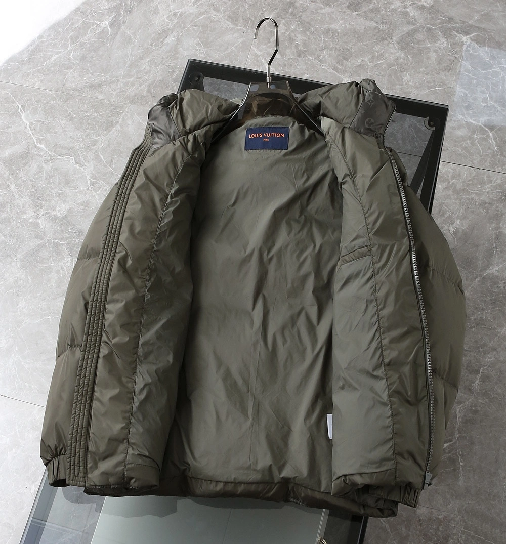 EasyMatch Louis Vuitton Down Jackets 139418