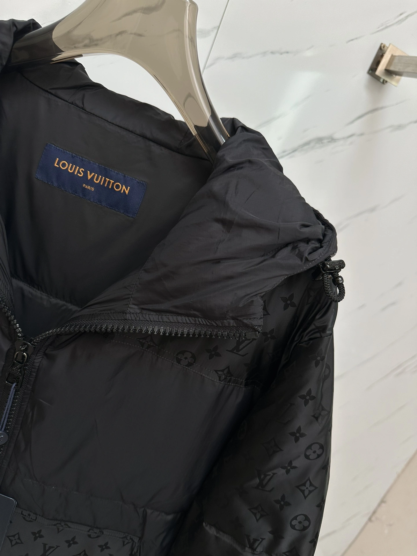 Louis Vuitton Down Jackets Versatile 139415