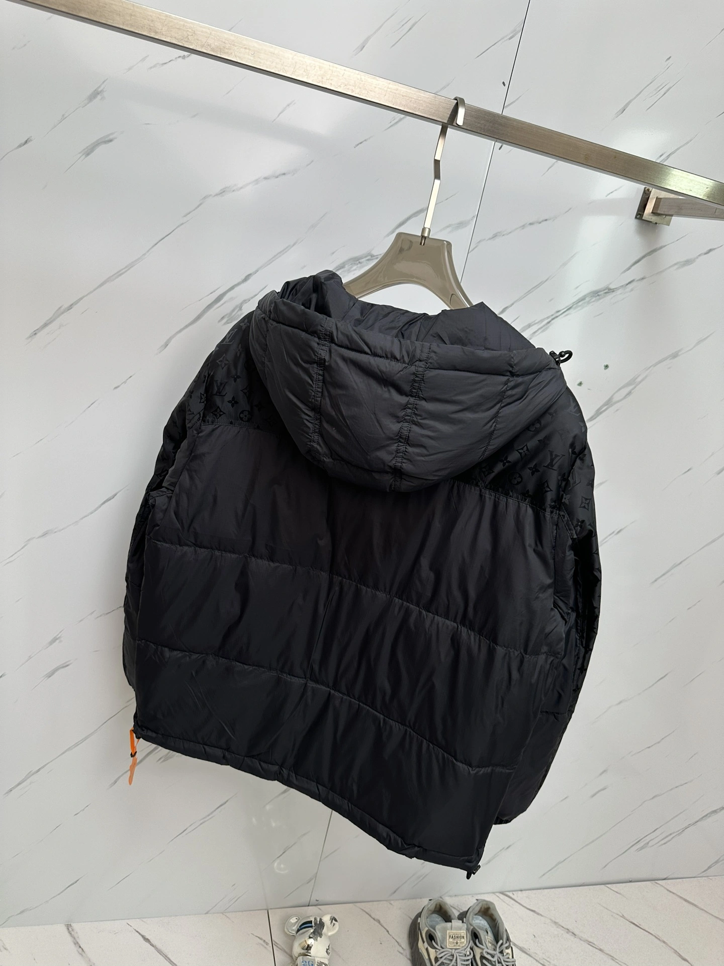 Louis Vuitton Down Jackets Versatile 139415