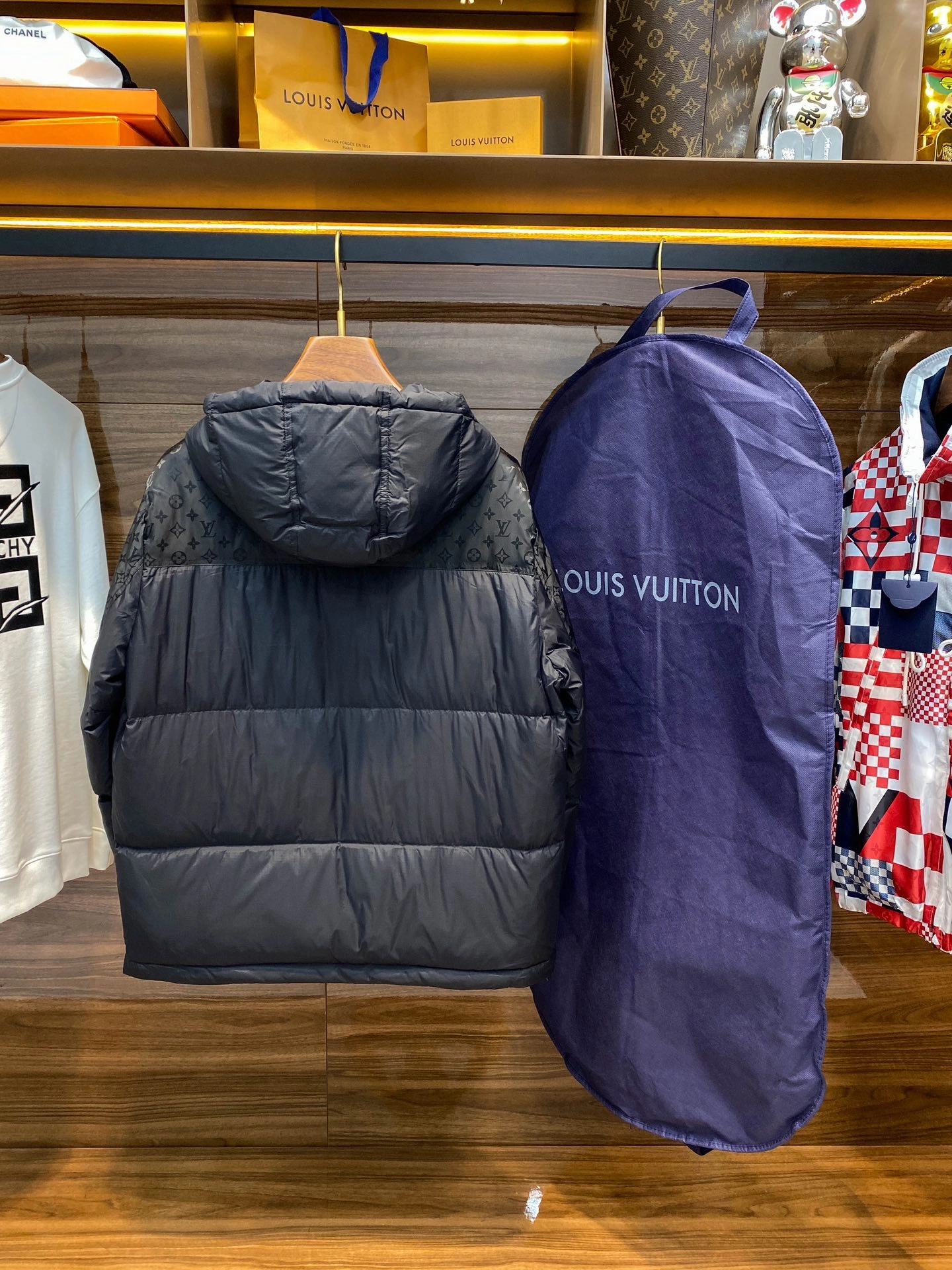Louis Vuitton Down Jackets Seasonal 139408