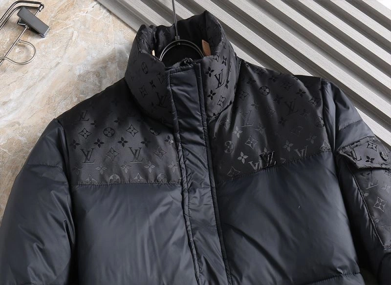 Louis Vuitton Down Jackets Minimalist 139353