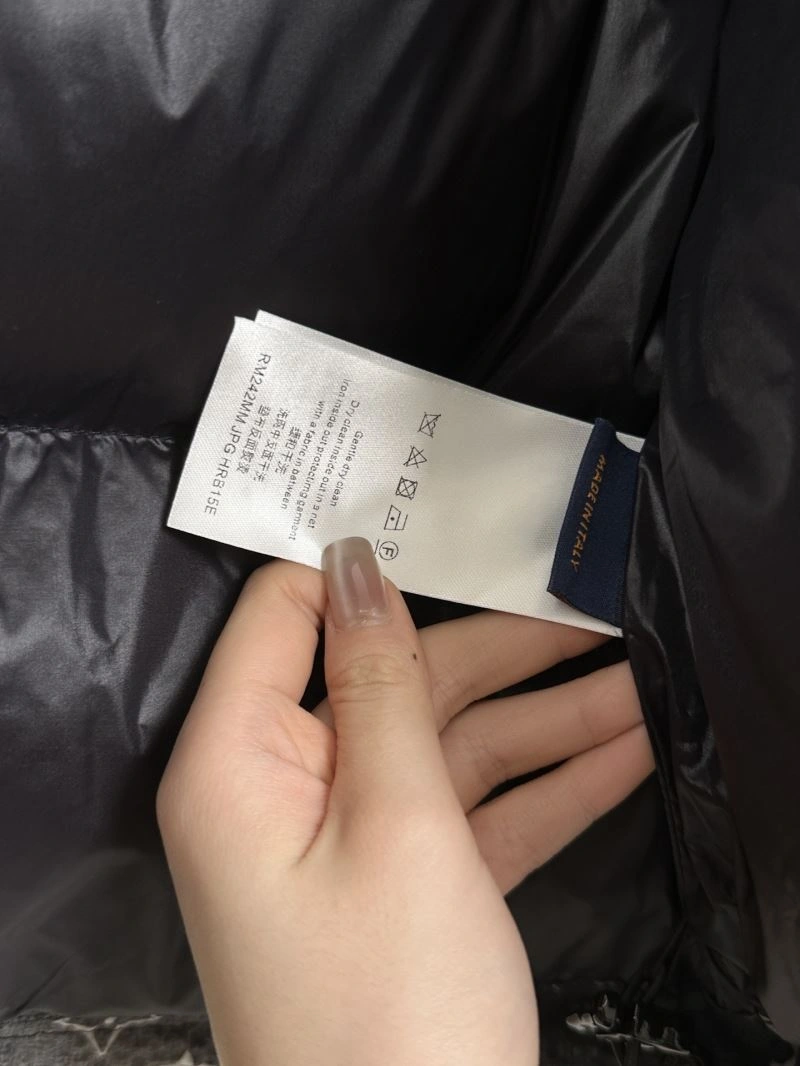 Louis Vuitton Down Jackets SunProtective 139348