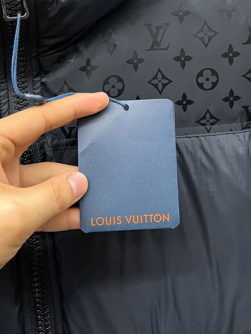 Stretchable Louis Vuitton Down Jackets 139347