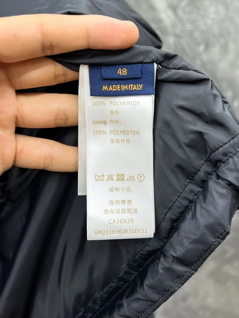 Stretchable Louis Vuitton Down Jackets 139347