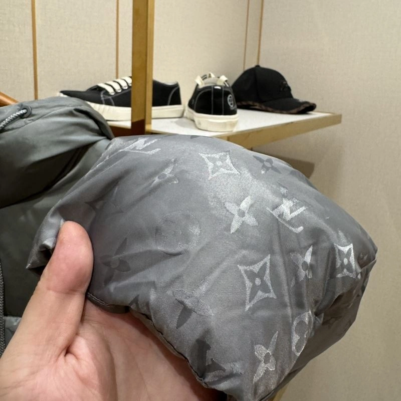 WeatherProof Louis Vuitton Down Jackets 139383