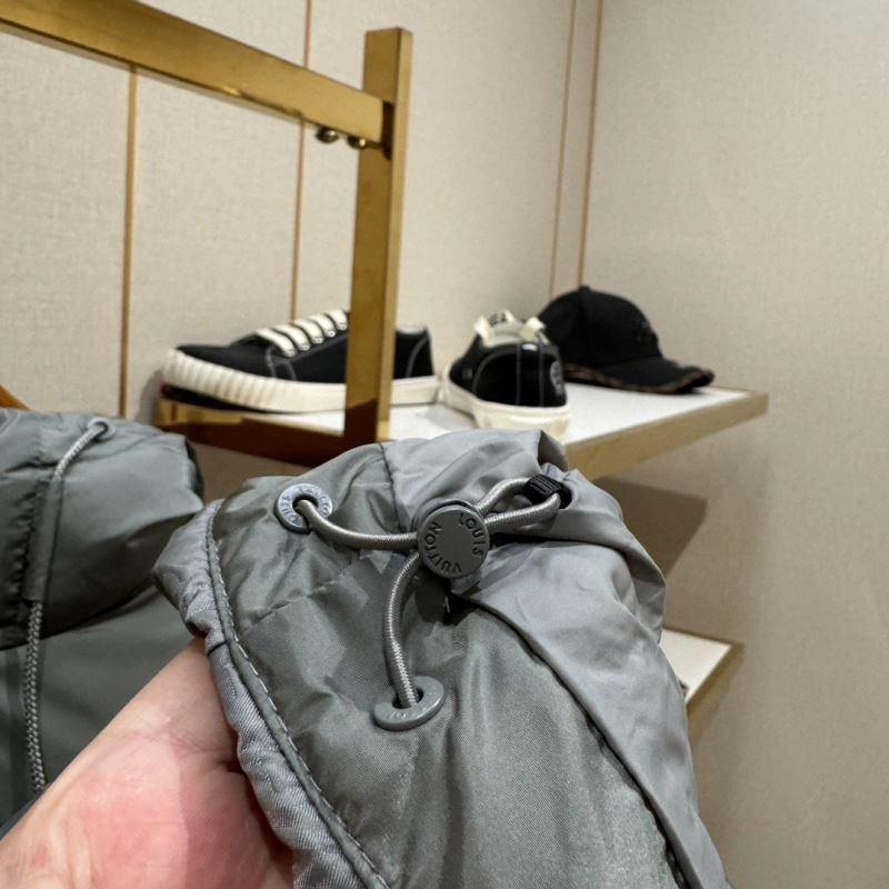 WeatherProof Louis Vuitton Down Jackets 139383