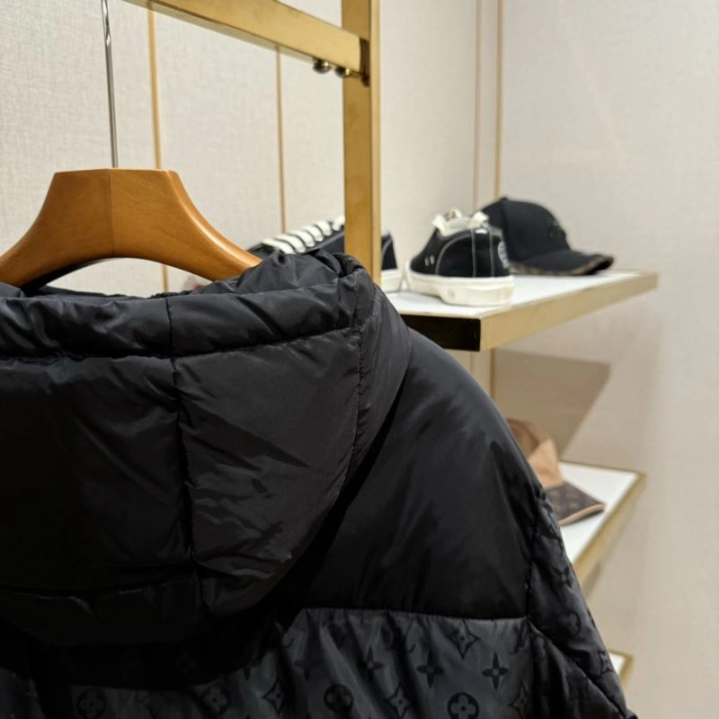 Chic Louis Vuitton Down Jackets 139342