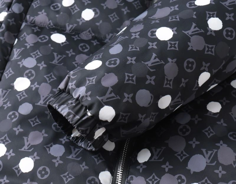 Durable Louis Vuitton Down Jackets 139337