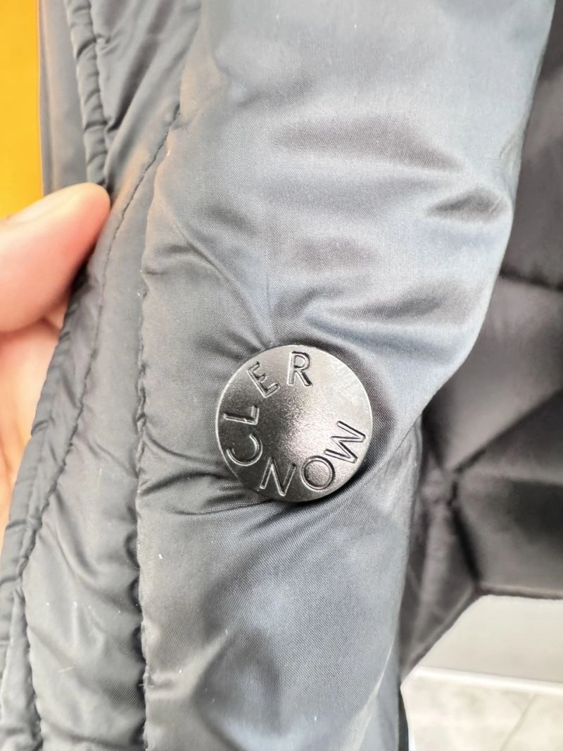HighQuality Louis Vuitton Down Jackets 139328