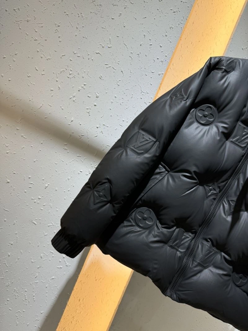 Louis Vuitton Down Jackets OnTrend 139317
