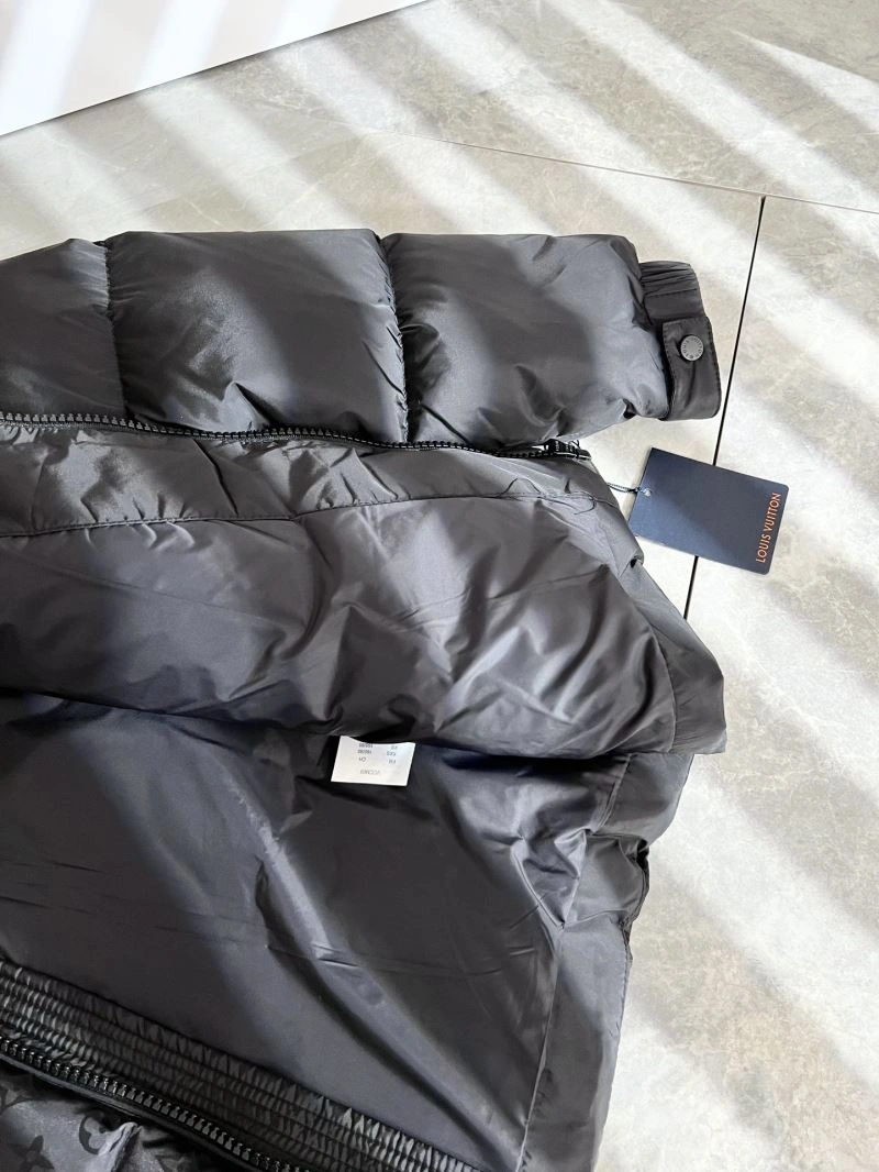 Louis Vuitton Down Jackets UrbanChic 139313