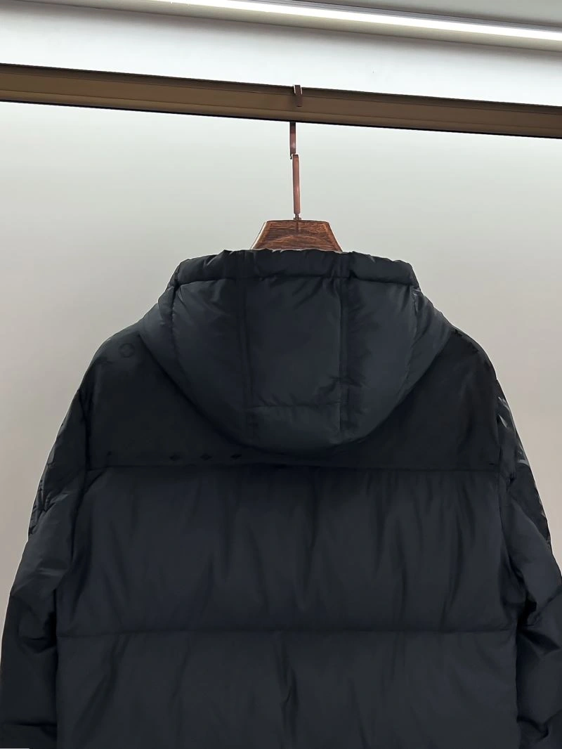 TechFriendly Louis Vuitton Down Jackets 139306