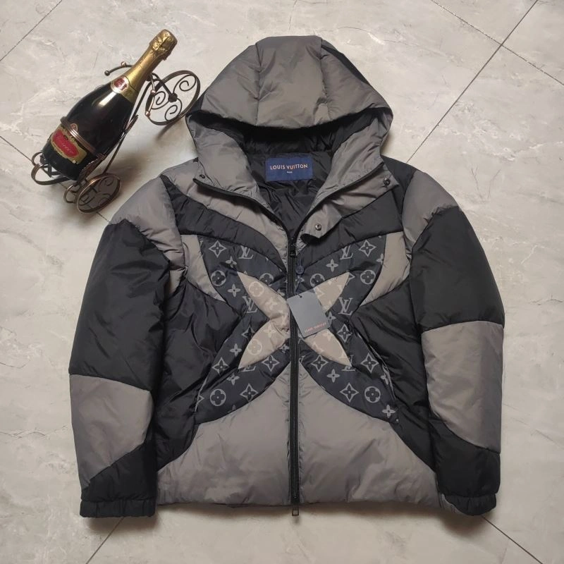 TravelReady Louis Vuitton Down Jackets 139302