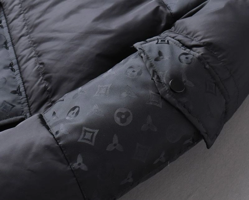 Louis Vuitton Down Jackets UrbanChic 139301