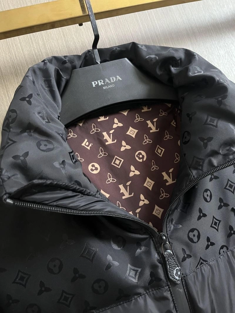 Sleek Louis Vuitton Down Jackets 139282
