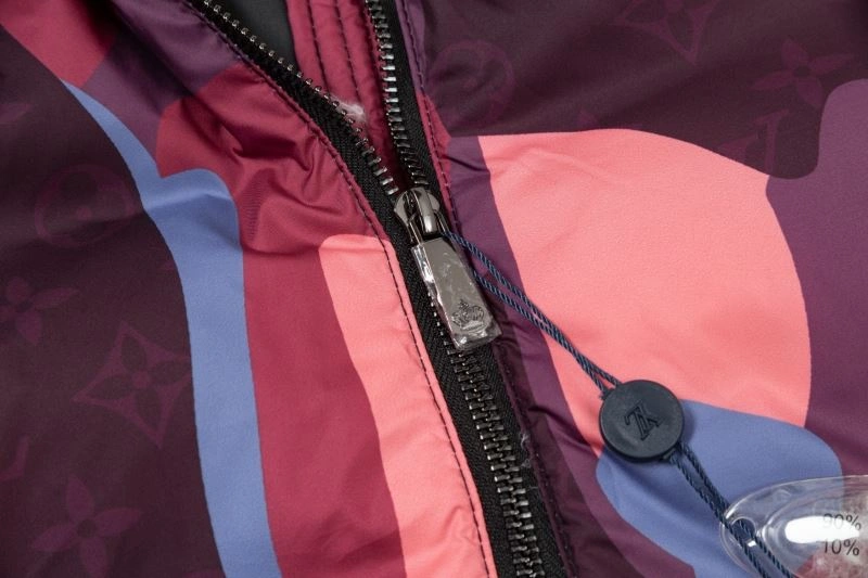 Louis Vuitton Down Jackets Attractive 139280
