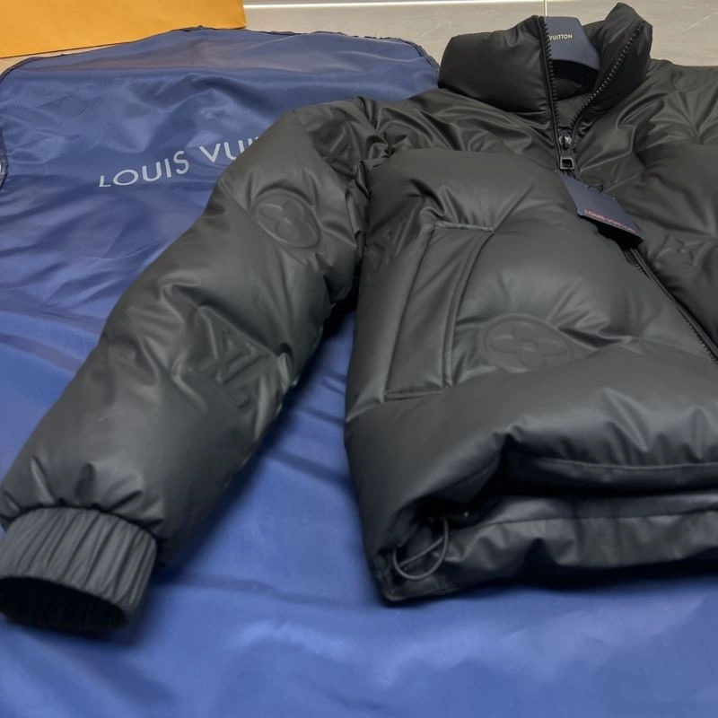 Sleek Louis Vuitton Down Jackets 139289