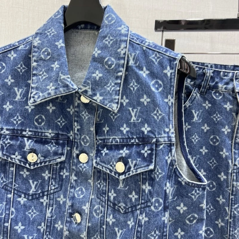 Chic Louis Vuitton Dress Suits 131184
