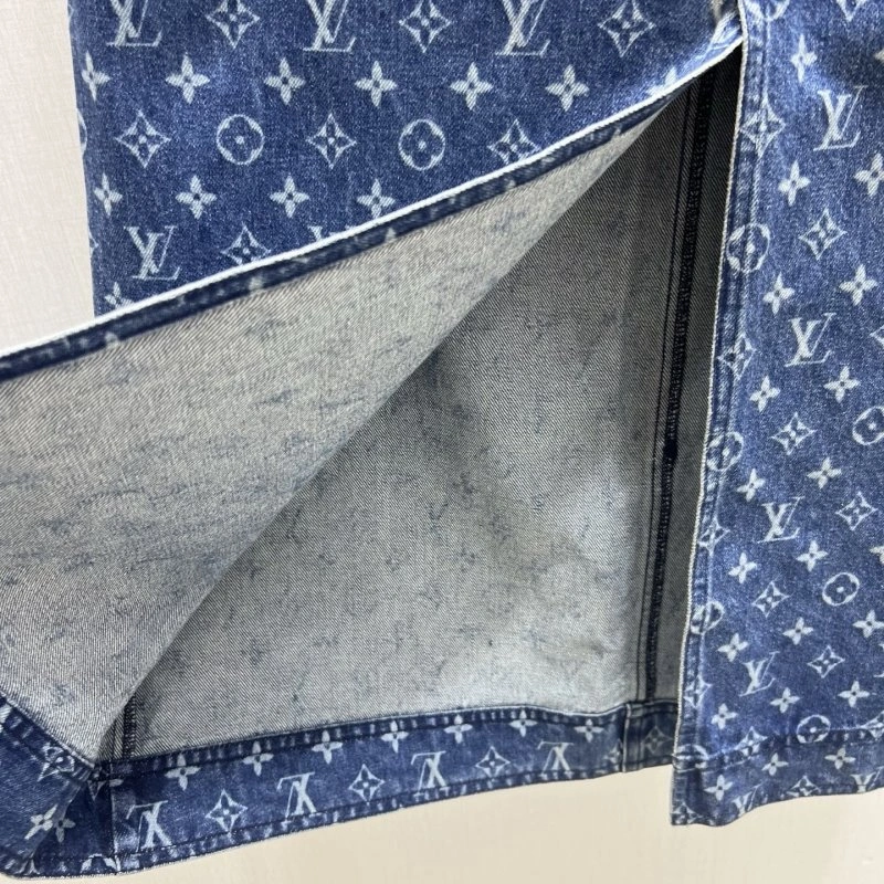 Chic Louis Vuitton Dress Suits 131184