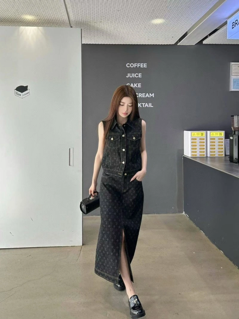 BestValue Louis Vuitton Dress Suits 131185