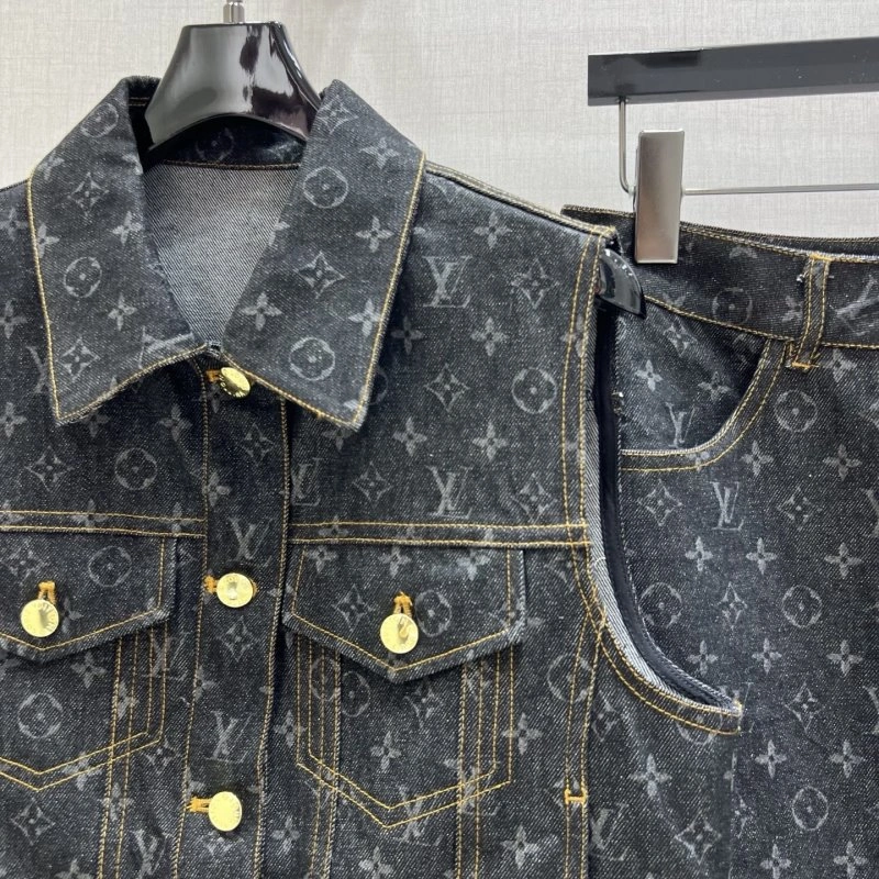 BestValue Louis Vuitton Dress Suits 131185