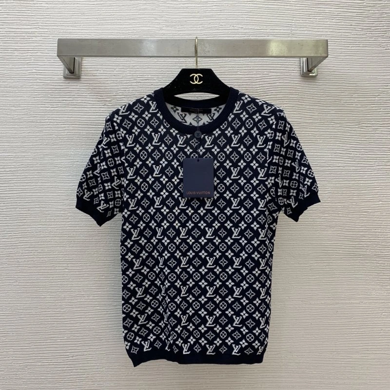 Louis Vuitton Dress Suits GoAnywhere 131405