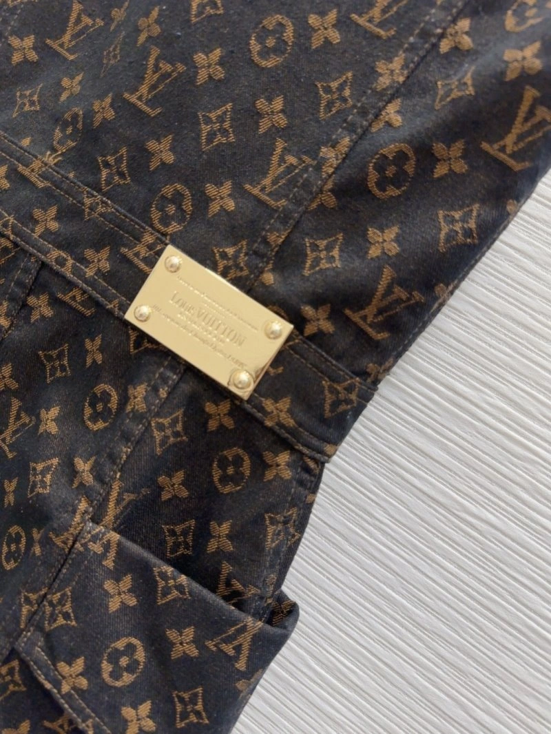 Contemporary Louis Vuitton Dress 131164