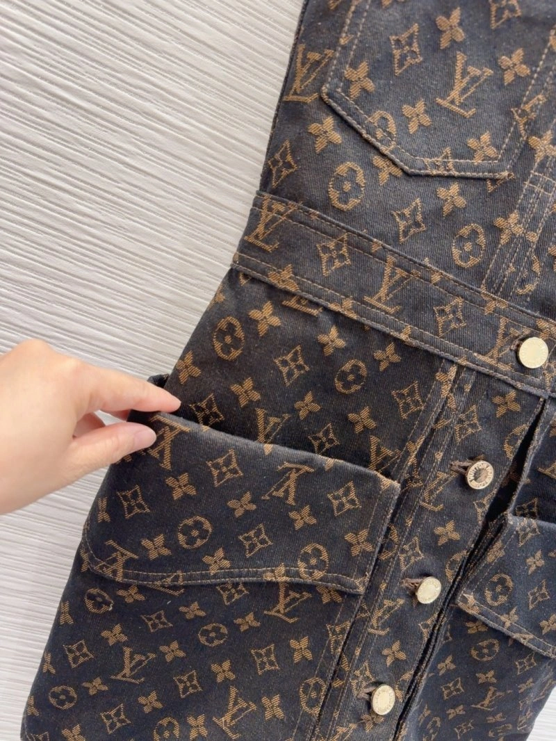 Contemporary Louis Vuitton Dress 131164