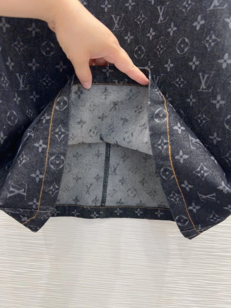Stylish Louis Vuitton Dress 131154