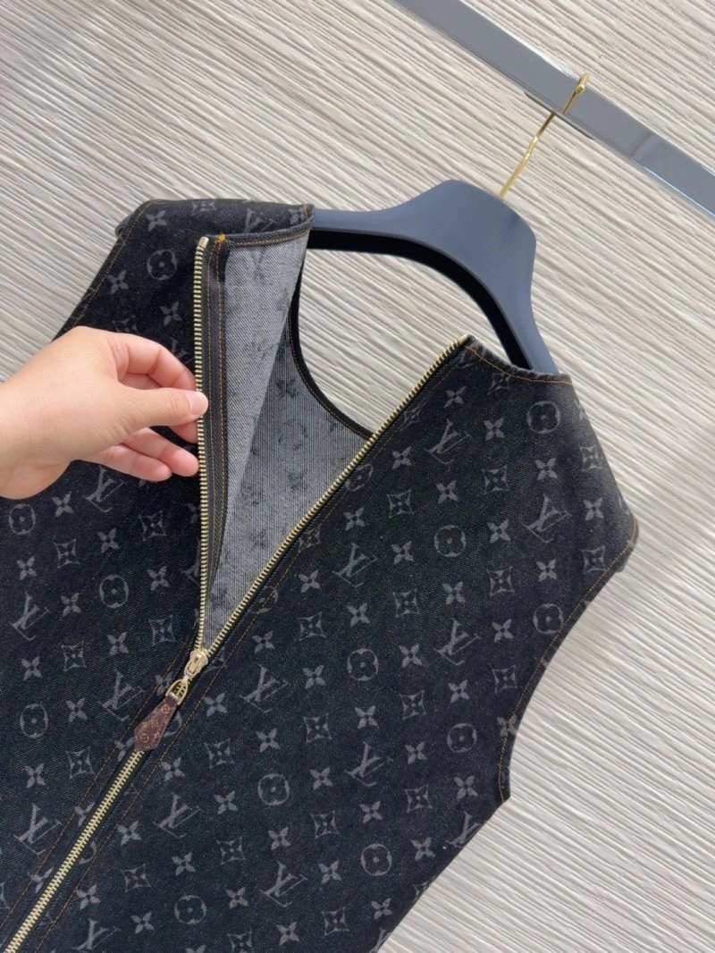 Stylish Louis Vuitton Dress 131154