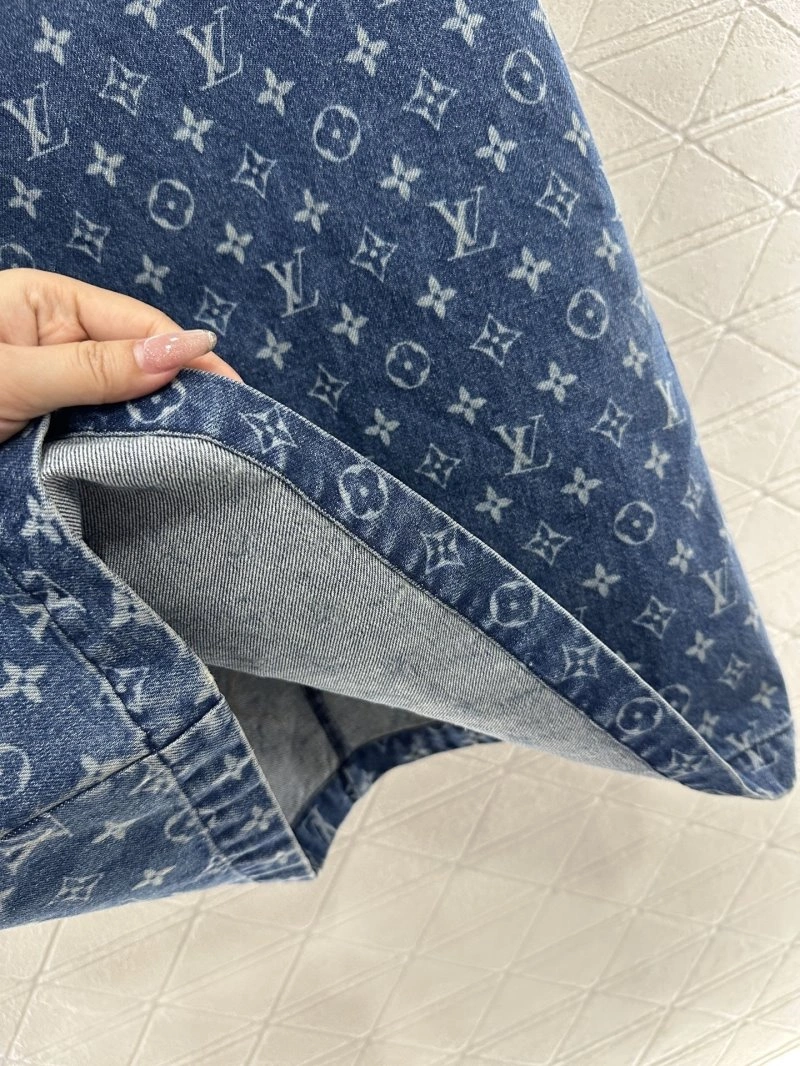 Louis Vuitton Dress Unisex 131150