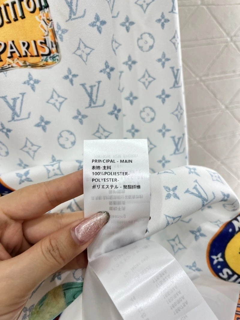 Louis Vuitton Dress TechFriendly 131117