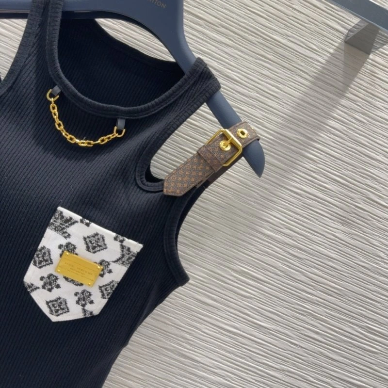 Compact Louis Vuitton Dress 131914