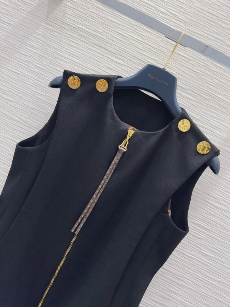 Louis Vuitton Dress Elegant 131890