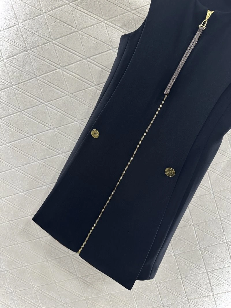 Louis Vuitton Dress Modern 131876