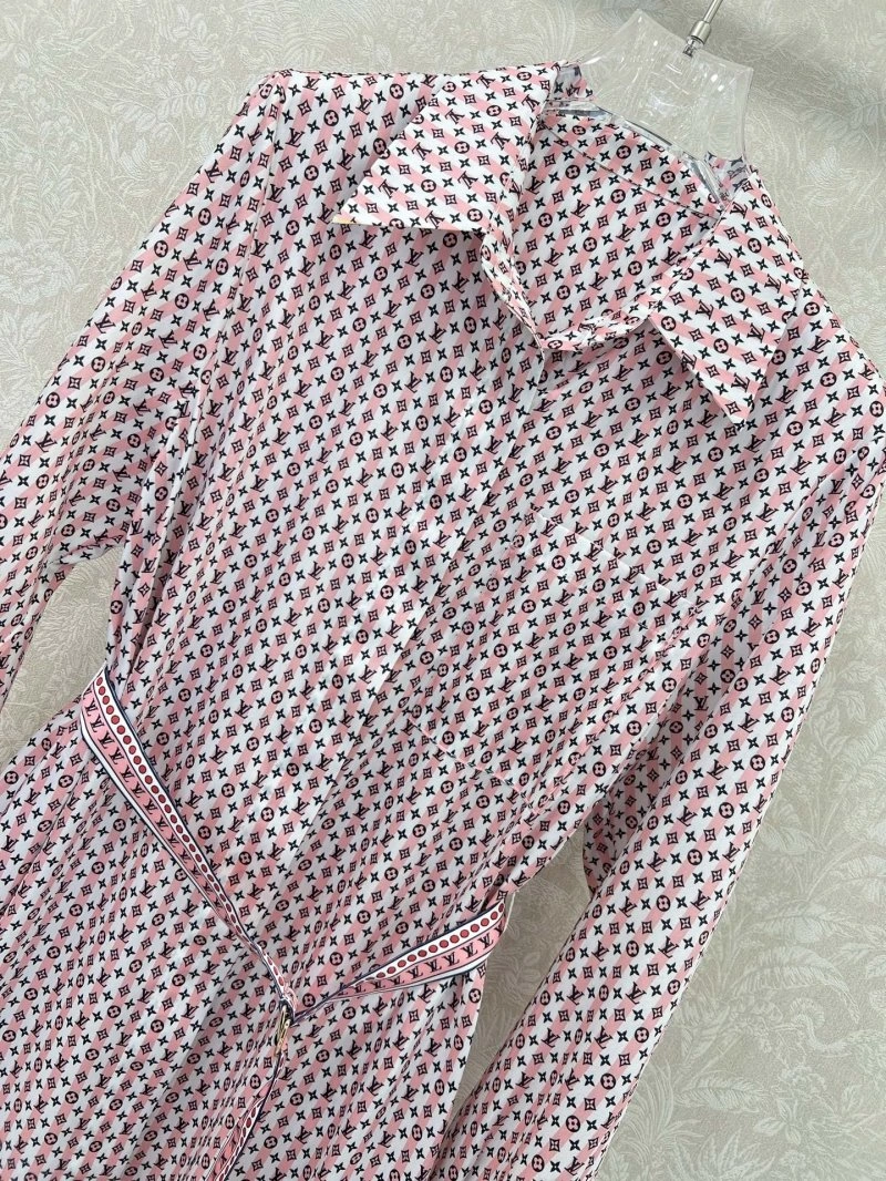 Louis Vuitton Dress Refined 131885