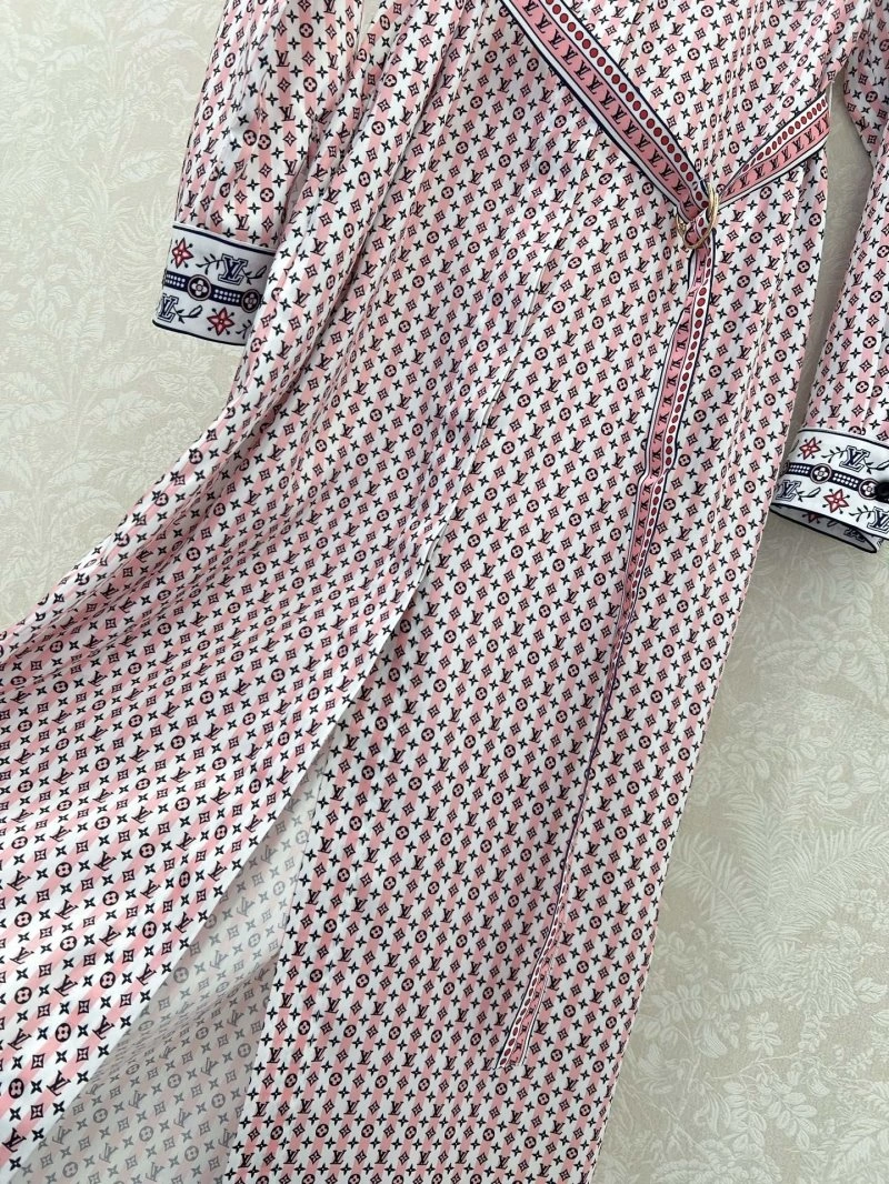 Louis Vuitton Dress Refined 131885
