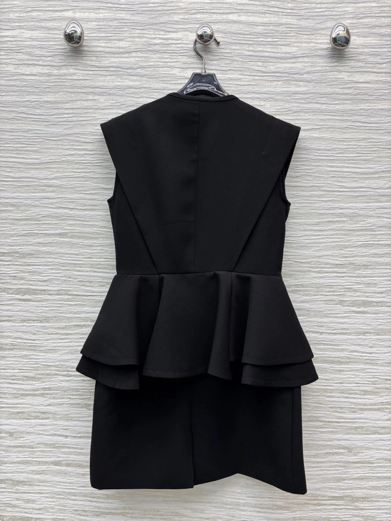 Louis Vuitton Dress WaterResistant 131883