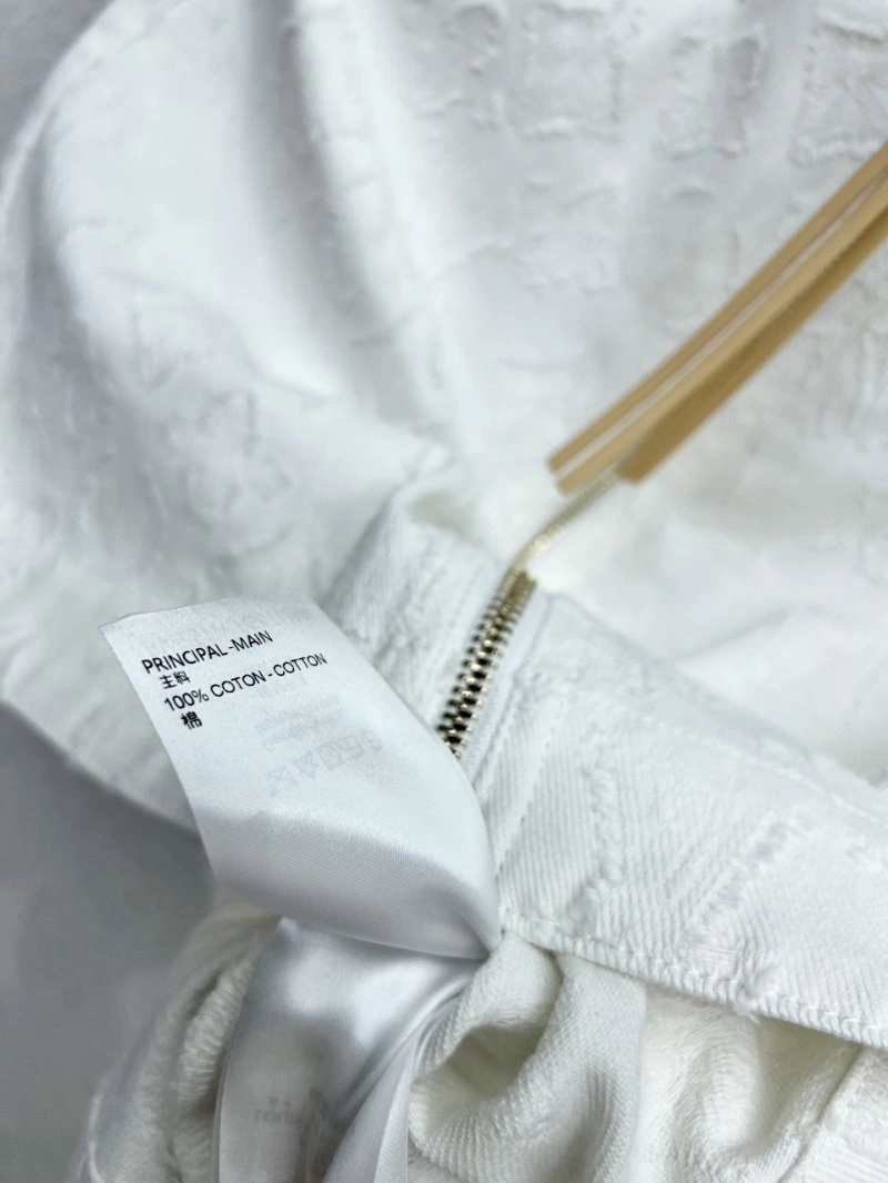 Louis Vuitton Dress Breathable 131871